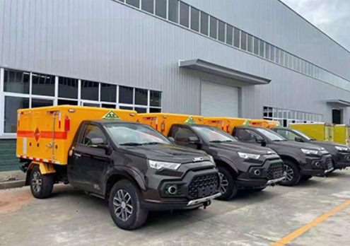 陈巴尔虎爆破器材运输车-保障安全与效率的关键